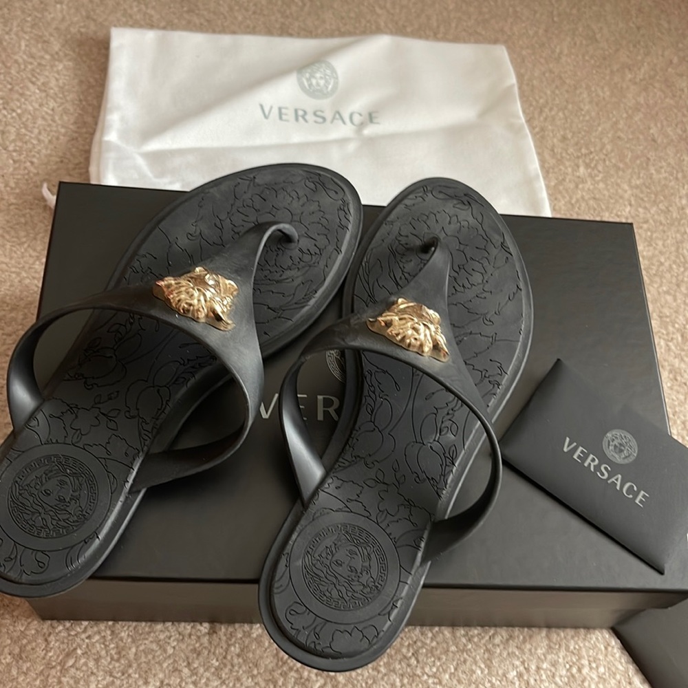Versace rubber sandals size 37